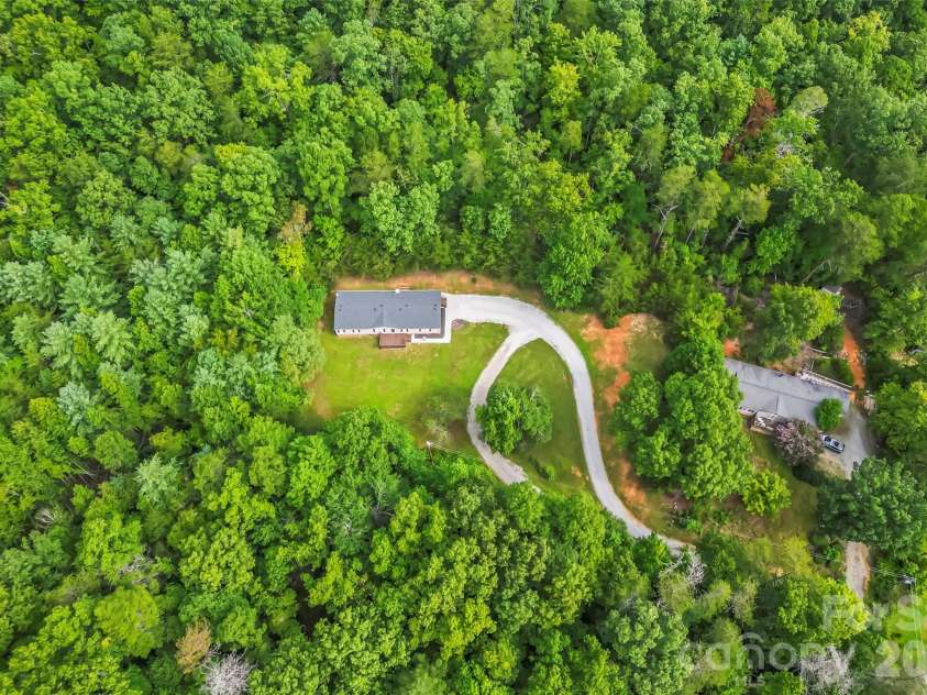 390 Stacy Hollow Drive, Marion, NC 28752.  MLS# CAR4419206, YatesRealty ID 47528. 