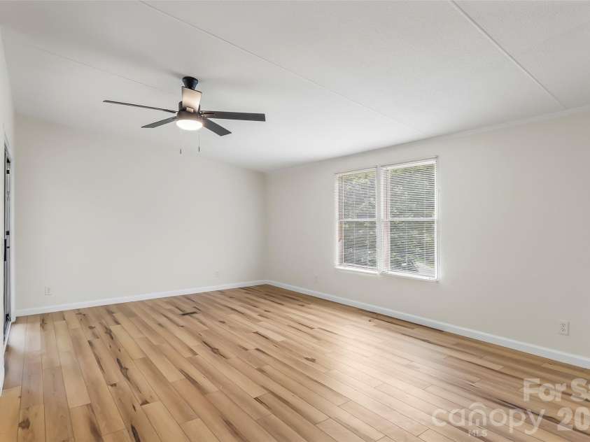 390 Stacy Hollow Drive, Marion, NC 28752.  MLS# CAR4419206, YatesRealty ID 47528. 