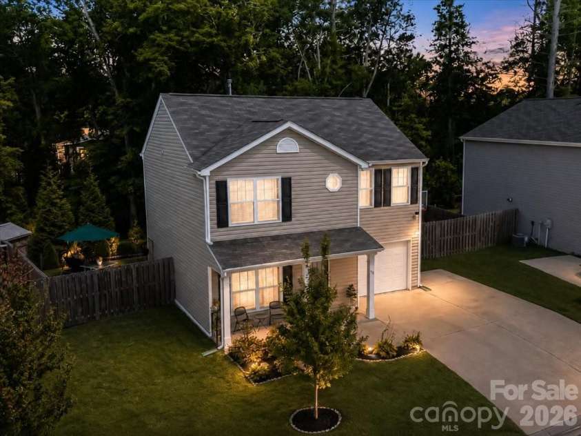 333 Oak Branch Road, Arden, NC 28704.  MLS# CAR4419270, YatesRealty ID 47529. 