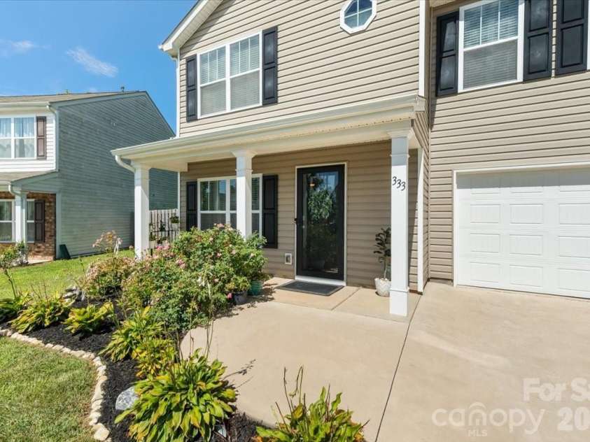 333 Oak Branch Road, Arden, NC 28704.  MLS# CAR4419270, YatesRealty ID 47529. 
