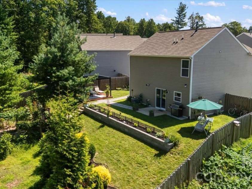 333 Oak Branch Road, Arden, NC 28704.  MLS# CAR4419270, YatesRealty ID 47529. 
