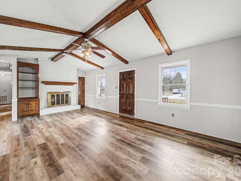 102 Roxie Lane, Belmont, NC 28012.  MLS# CAR4349587, YatesRealty ID 4753. 
