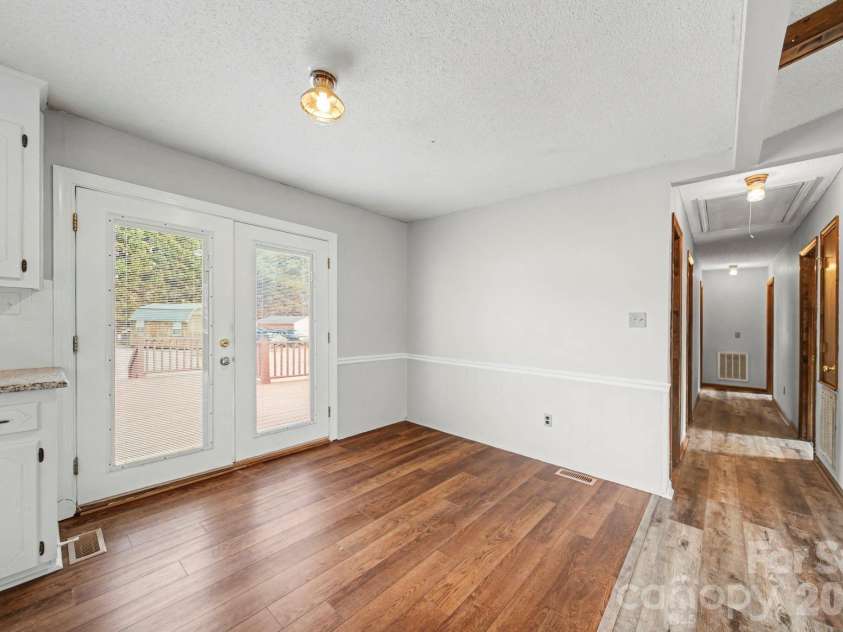102 Roxie Lane, Belmont, NC 28012.  MLS# CAR4349587, YatesRealty ID 4753. 