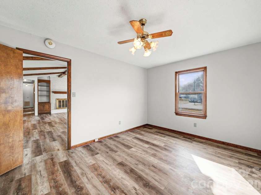 102 Roxie Lane, Belmont, NC 28012.  MLS# CAR4349587, YatesRealty ID 4753. 