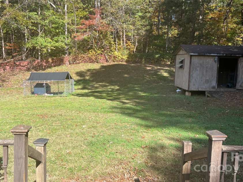 124 Riley Road, Dallas, NC 28034.  MLS# CAR4244655, YatesRealty ID 4753. Imagine your morning drink sitting off the deck!