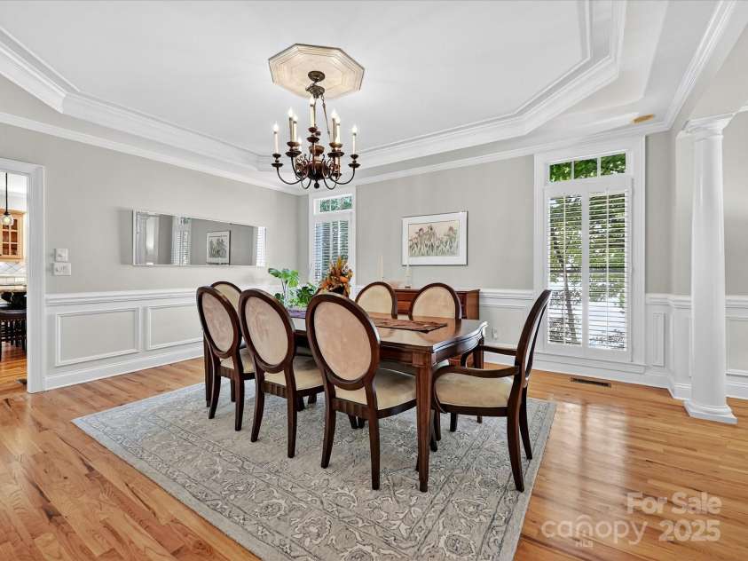16128 Bridgehampton Club Drive, Charlotte, NC 28277.  MLS# CAR4308778, YatesRealty ID 4753. Dining room