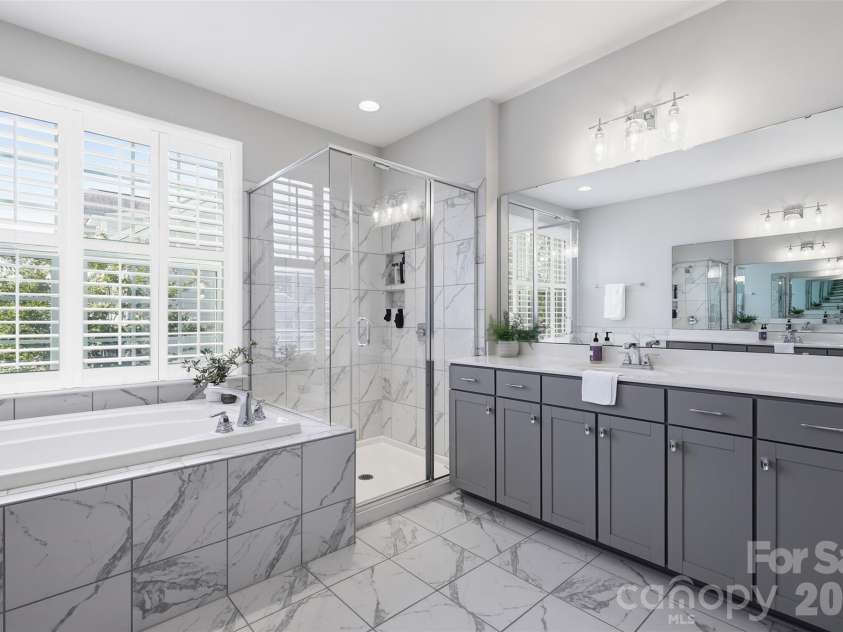 9030 Boling Green Drive, Charlotte, NC 28277.  MLS# CAR4417846, YatesRealty ID 47536. 