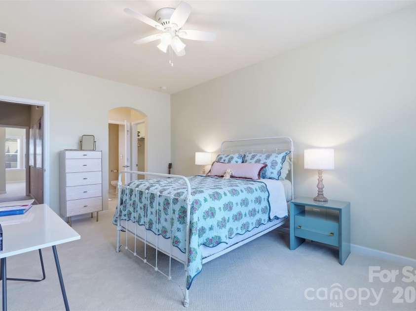 9030 Boling Green Drive, Charlotte, NC 28277.  MLS# CAR4417846, YatesRealty ID 47536. 