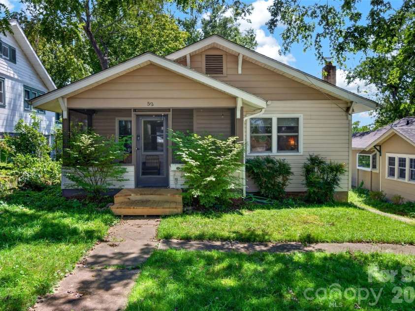 52 Pennsylvania Avenue, Asheville, NC 28806.  MLS# CAR4417953, YatesRealty ID 47537. 