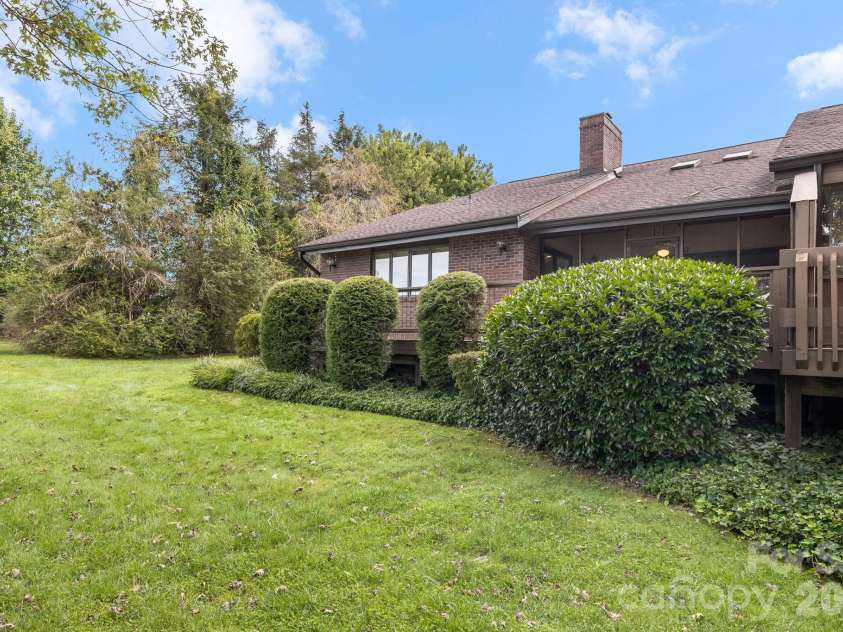 15 Moland Drive, Etowah, NC 28729.  MLS# CAR4415379, YatesRealty ID 47538. 