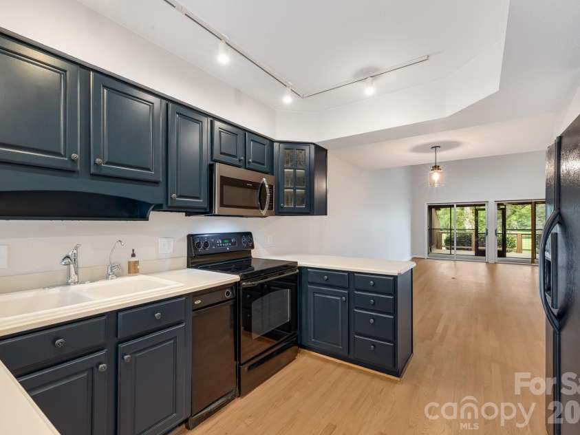 15 Moland Drive, Etowah, NC 28729.  MLS# CAR4415379, YatesRealty ID 47538. 