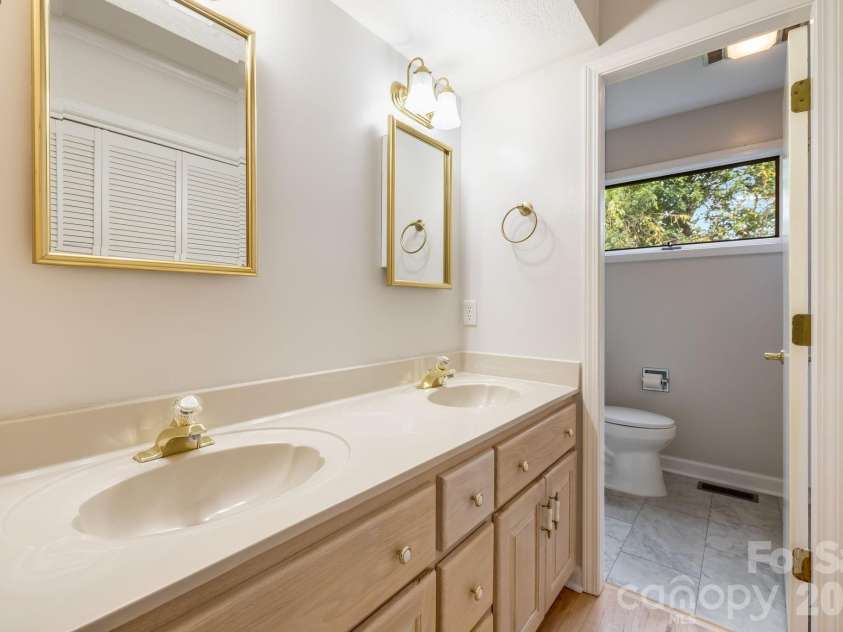 15 Moland Drive, Etowah, NC 28729.  MLS# CAR4415379, YatesRealty ID 47538. 