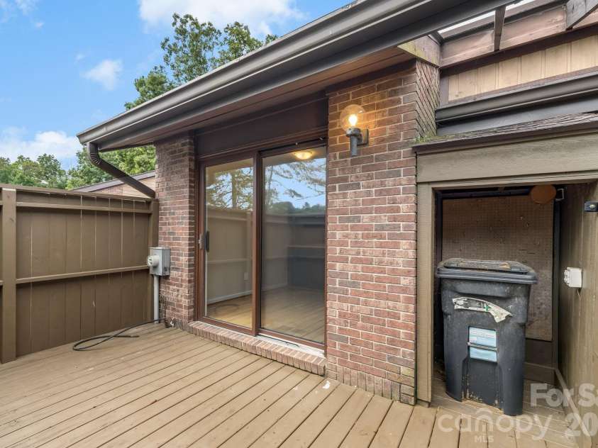 15 Moland Drive, Etowah, NC 28729.  MLS# CAR4415379, YatesRealty ID 47538. 