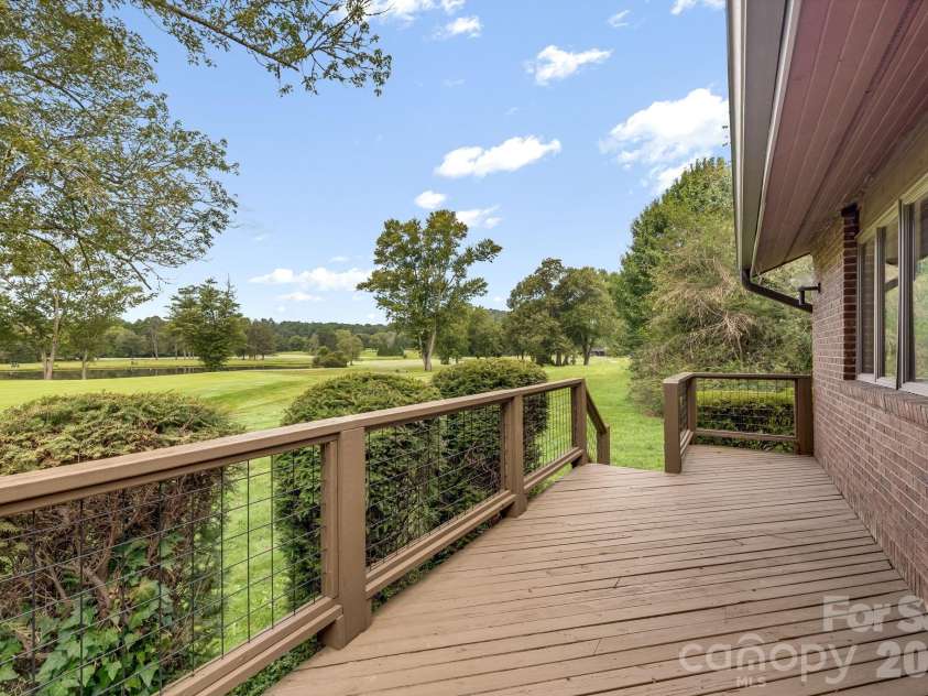 15 Moland Drive, Etowah, NC 28729.  MLS# CAR4415379, YatesRealty ID 47538. 