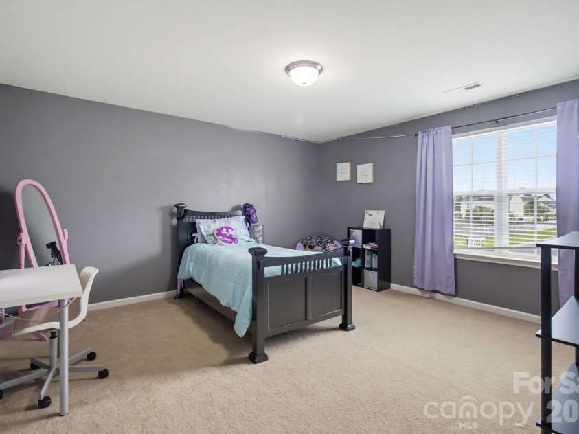 7000 Texas Boulevard, Thomasville, NC 27360.  MLS# CAR4419287, YatesRealty ID 47540. 