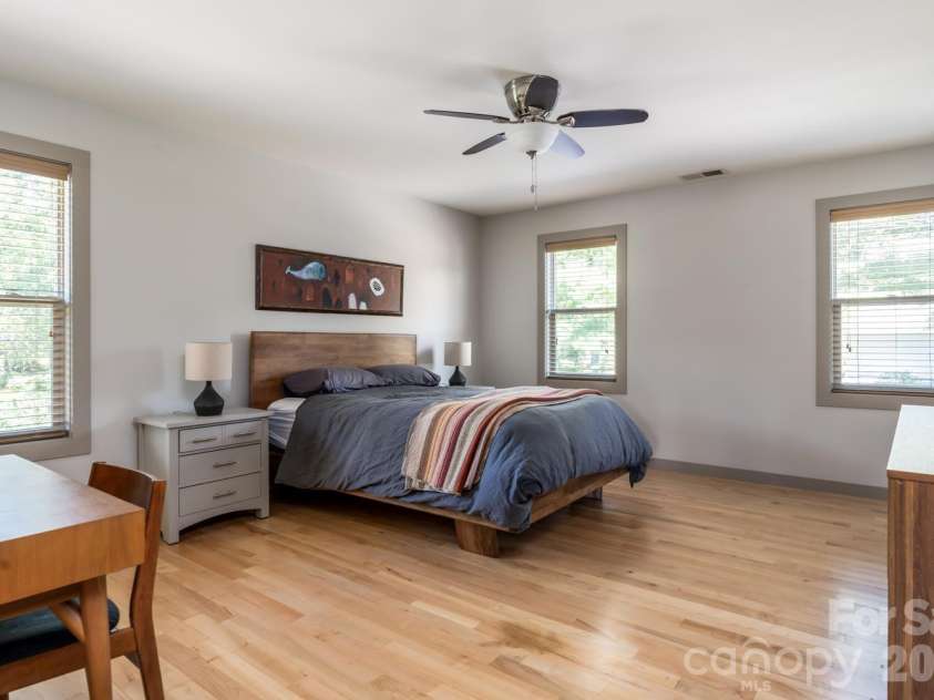 408 Old Haw Creek Road, Asheville, NC 28805.  MLS# CAR4406838, YatesRealty ID 47543. 