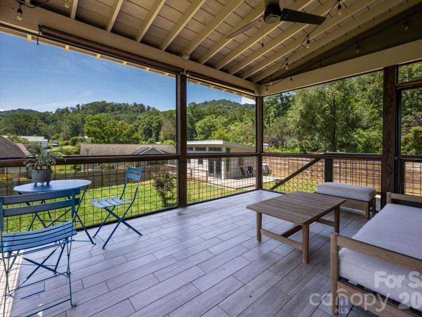 408 Old Haw Creek Road, Asheville, NC 28805.  MLS# CAR4406838, YatesRealty ID 47543. 