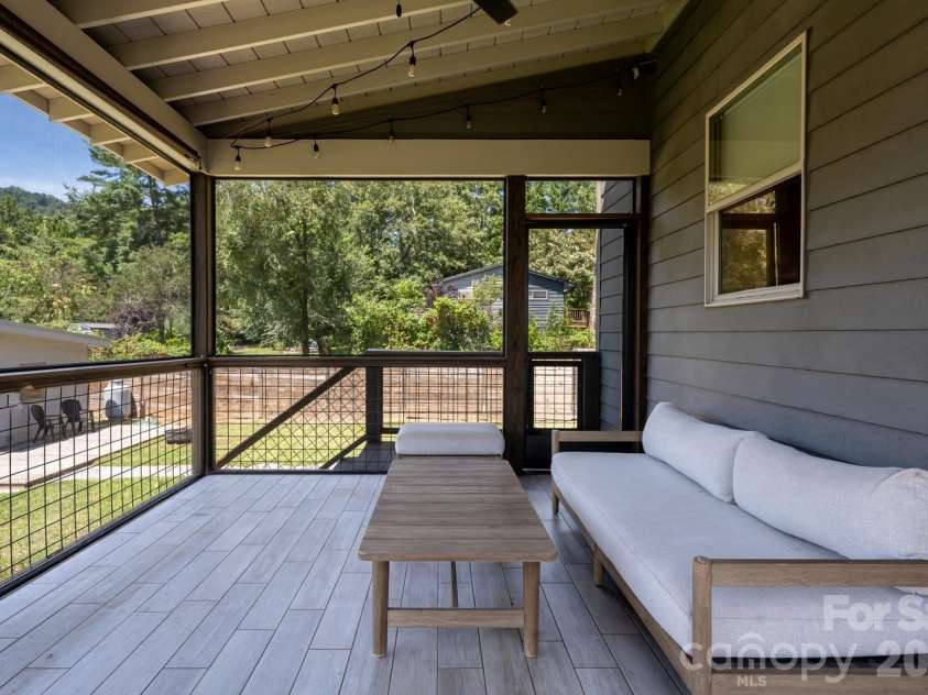 408 Old Haw Creek Road, Asheville, NC 28805.  MLS# CAR4406838, YatesRealty ID 47543. 