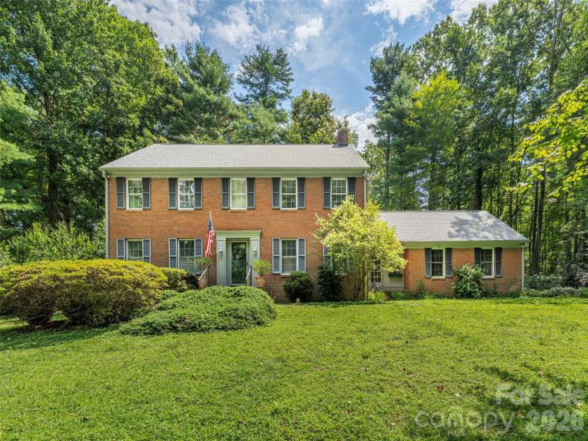 200 Heathcote Road, Hendersonville, NC 28791.  MLS# CAR4419306, YatesRealty ID 47546. 