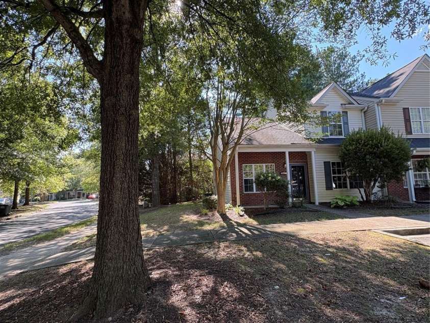 11586 Briddle Hall Court, Charlotte, NC 28214.  MLS# CAR4419064, YatesRealty ID 47547. End unit