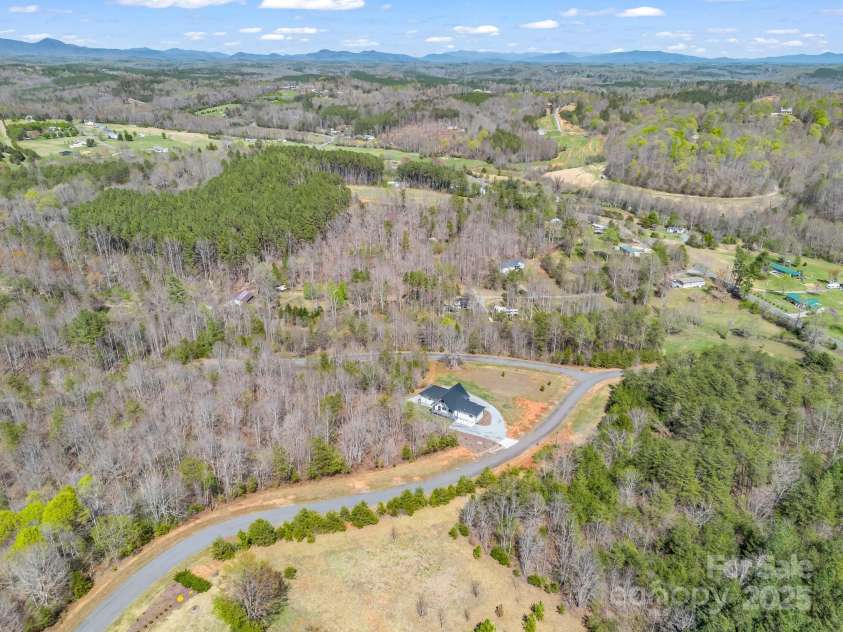 456 Hickory Loop, Rutherfordton, NC 28139.  MLS# CAR4241032, YatesRealty ID 4755. 
