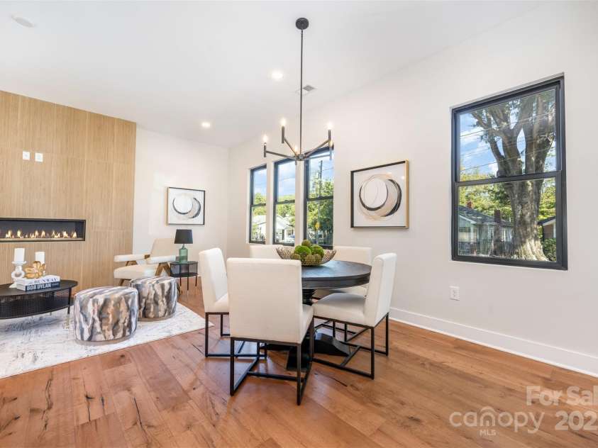 1121 Condon Street, Charlotte, NC 28216.  MLS# CAR4309590, YatesRealty ID 47555. 