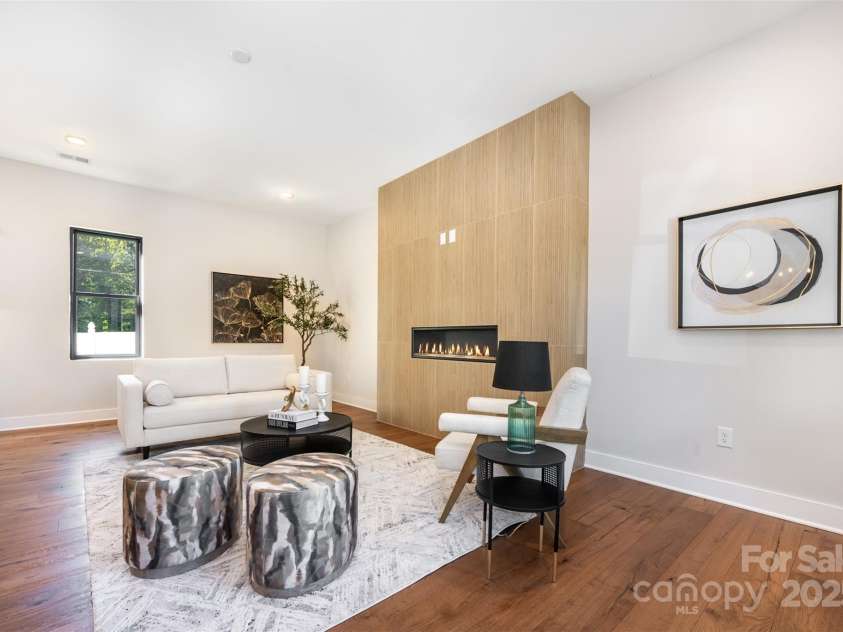 1121 Condon Street, Charlotte, NC 28216.  MLS# CAR4309590, YatesRealty ID 47555. 