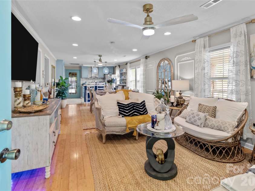 404 Moss Springs Road, Albemarle, NC 28001.  MLS# CAR4419311, YatesRealty ID 47560. 