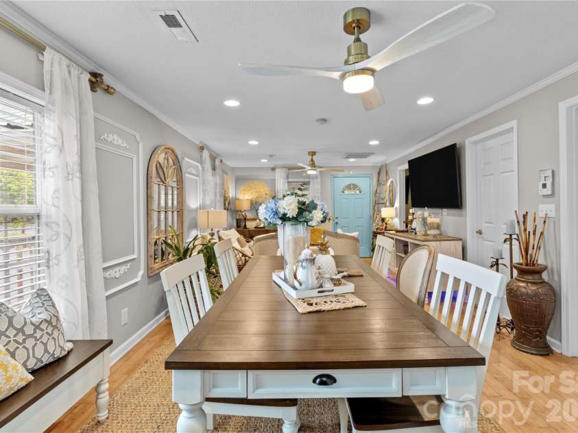 404 Moss Springs Road, Albemarle, NC 28001.  MLS# CAR4419311, YatesRealty ID 47560. 