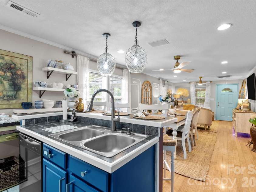 404 Moss Springs Road, Albemarle, NC 28001.  MLS# CAR4419311, YatesRealty ID 47560. 