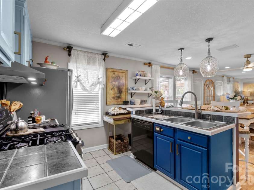 404 Moss Springs Road, Albemarle, NC 28001.  MLS# CAR4419311, YatesRealty ID 47560. 