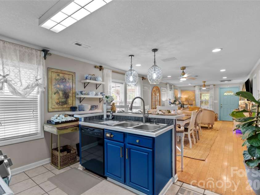 404 Moss Springs Road, Albemarle, NC 28001.  MLS# CAR4419311, YatesRealty ID 47560. 