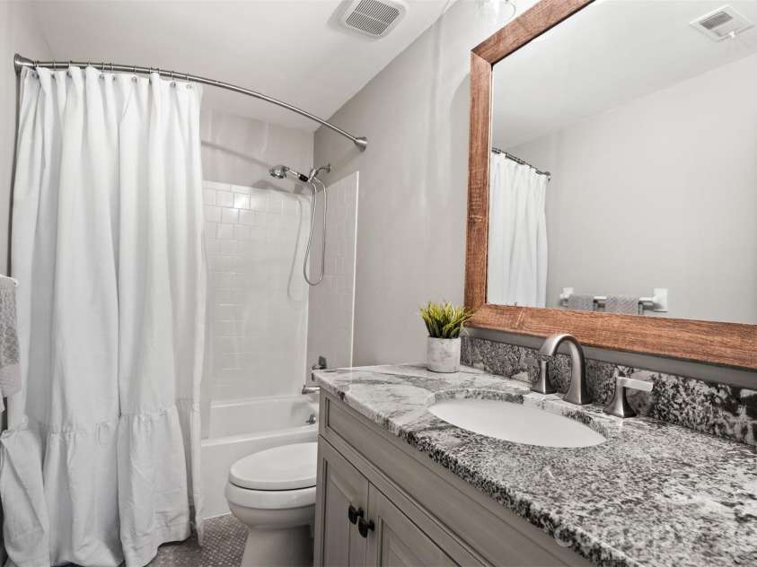 5934 Tillery Drive, Charlotte, NC 28226.  MLS# CAR4417835, YatesRealty ID 47561. Hall bathroom