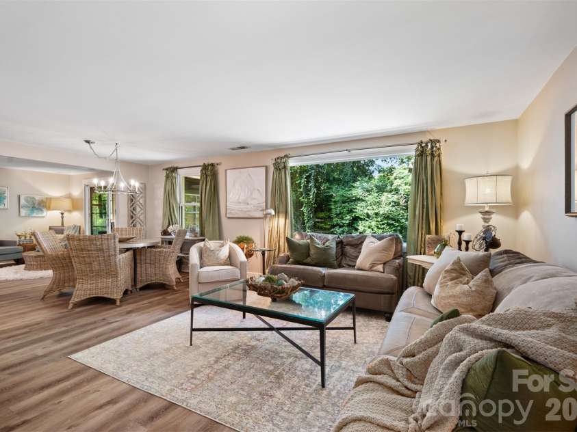 5934 Tillery Drive, Charlotte, NC 28226.  MLS# CAR4417835, YatesRealty ID 47561. Open living room layout
