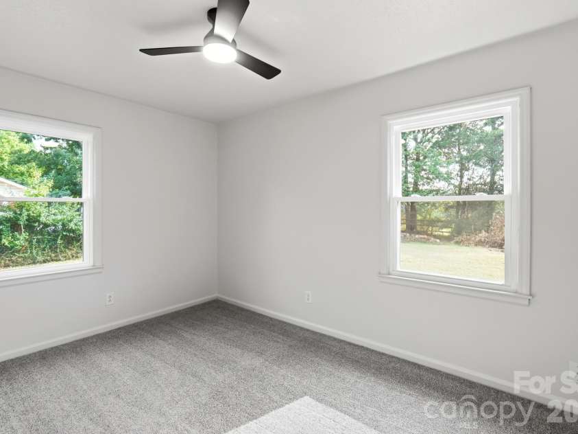 9933 Starwood Drive, Charlotte, NC 28215.  MLS# CAR4419071, YatesRealty ID 47562. 