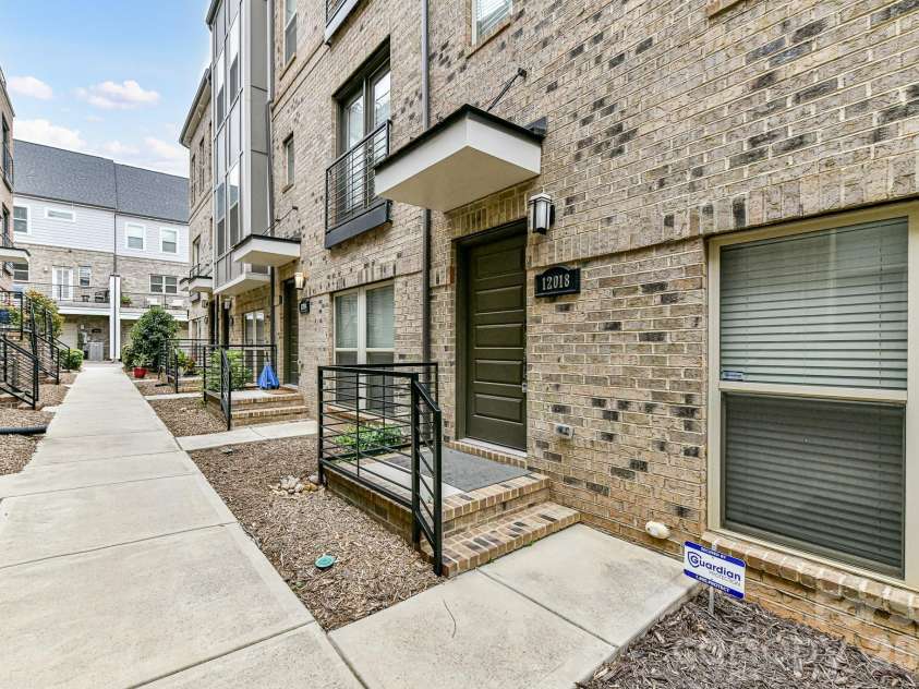 12018 Brooklyn Avenue, Charlotte, NC 28204.  MLS# CAR4418244, YatesRealty ID 47564. 