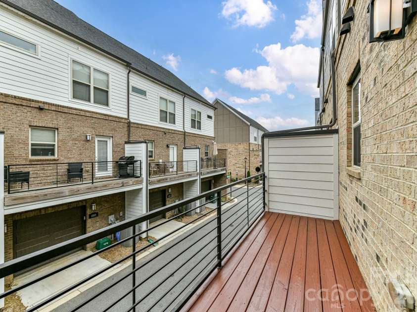 12018 Brooklyn Avenue, Charlotte, NC 28204.  MLS# CAR4418244, YatesRealty ID 47564. 