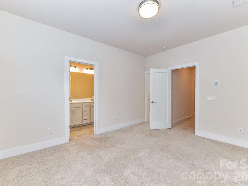 12018 Brooklyn Avenue, Charlotte, NC 28204.  MLS# CAR4418244, YatesRealty ID 47564. 
