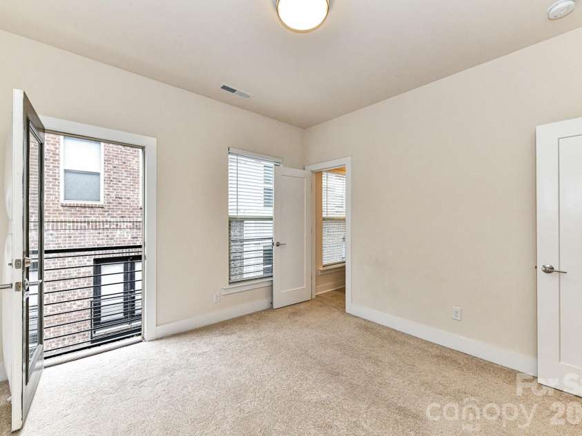 12018 Brooklyn Avenue, Charlotte, NC 28204.  MLS# CAR4418244, YatesRealty ID 47564. 