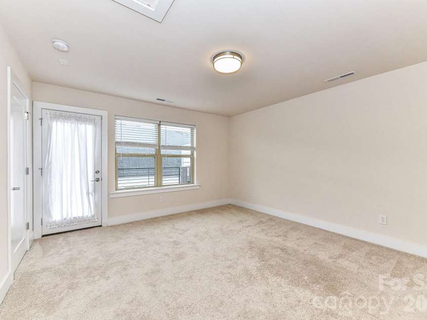 12018 Brooklyn Avenue, Charlotte, NC 28204.  MLS# CAR4418244, YatesRealty ID 47564. 