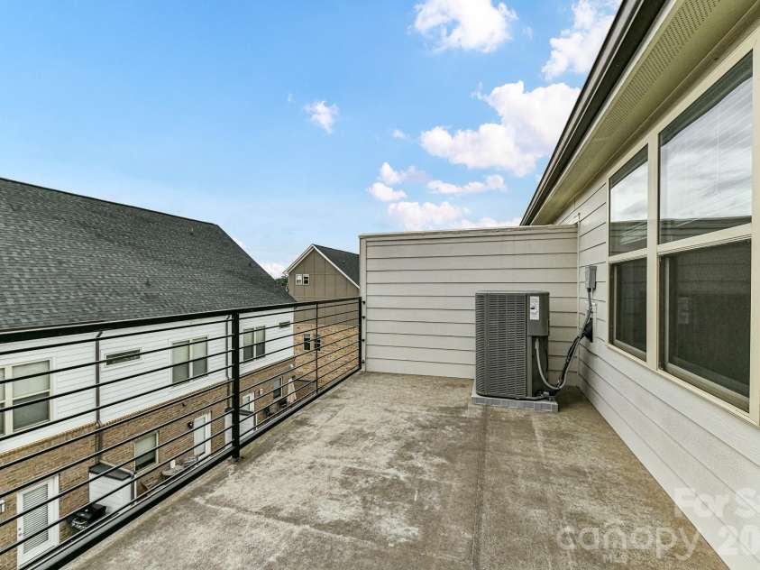 12018 Brooklyn Avenue, Charlotte, NC 28204.  MLS# CAR4418244, YatesRealty ID 47564. 
