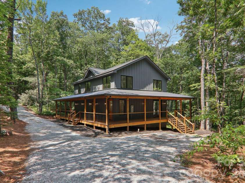 365 Cherokee Circle, Lake Toxaway, NC 28747.  MLS# CAR4400742, YatesRealty ID 4757. 