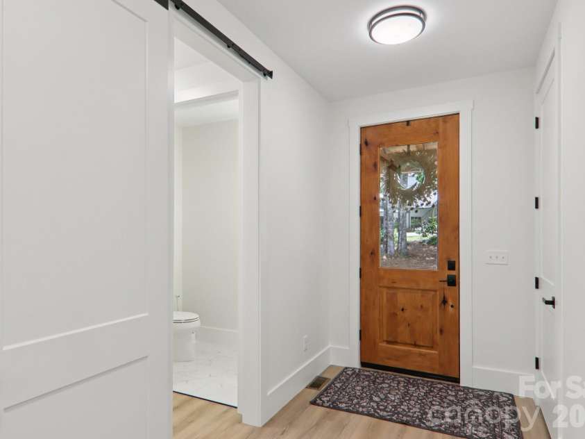 365 Cherokee Circle, Lake Toxaway, NC 28747.  MLS# CAR4400742, YatesRealty ID 4757. 