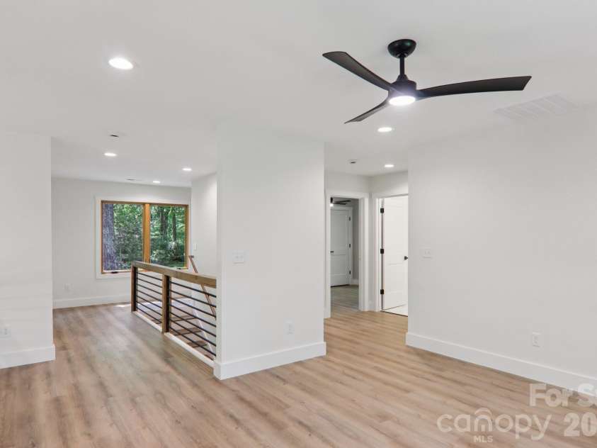 365 Cherokee Circle, Lake Toxaway, NC 28747.  MLS# CAR4400742, YatesRealty ID 4757. 