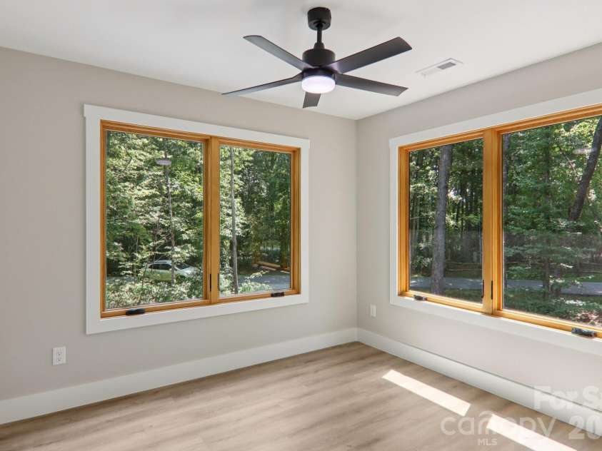 365 Cherokee Circle, Lake Toxaway, NC 28747.  MLS# CAR4400742, YatesRealty ID 4757. 