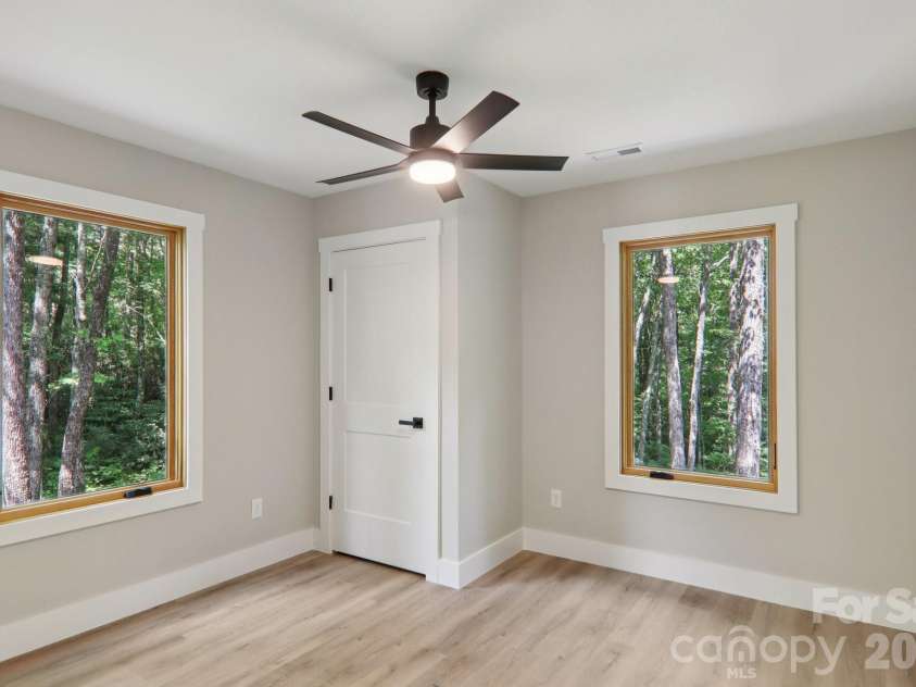 365 Cherokee Circle, Lake Toxaway, NC 28747.  MLS# CAR4400742, YatesRealty ID 4757. 
