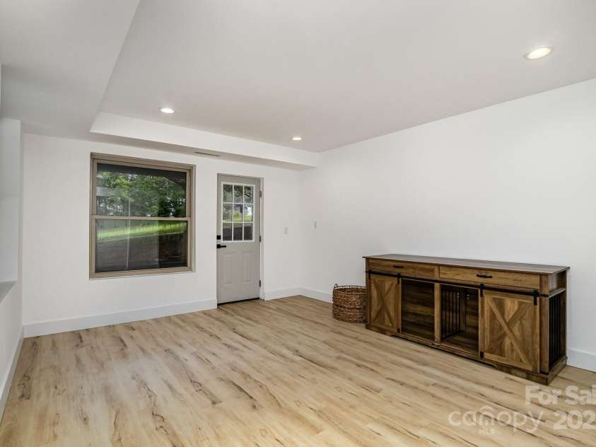 7407 Forney Hill Road, Denver, NC 28037.  MLS# CAR4222546, YatesRealty ID 4757. Downstairs living space