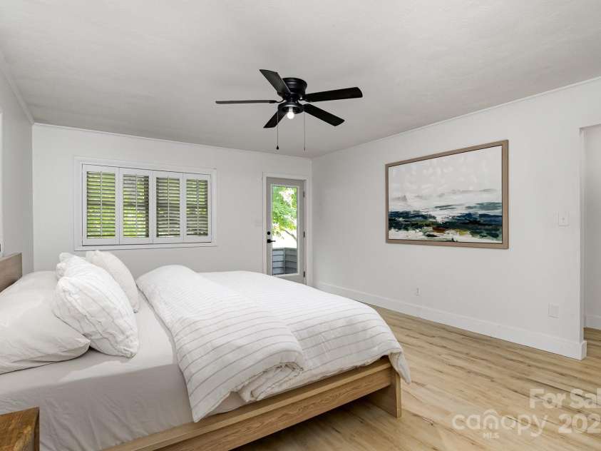 7407 Forney Hill Road, Denver, NC 28037.  MLS# CAR4222546, YatesRealty ID 4757. Main Level Bedroom