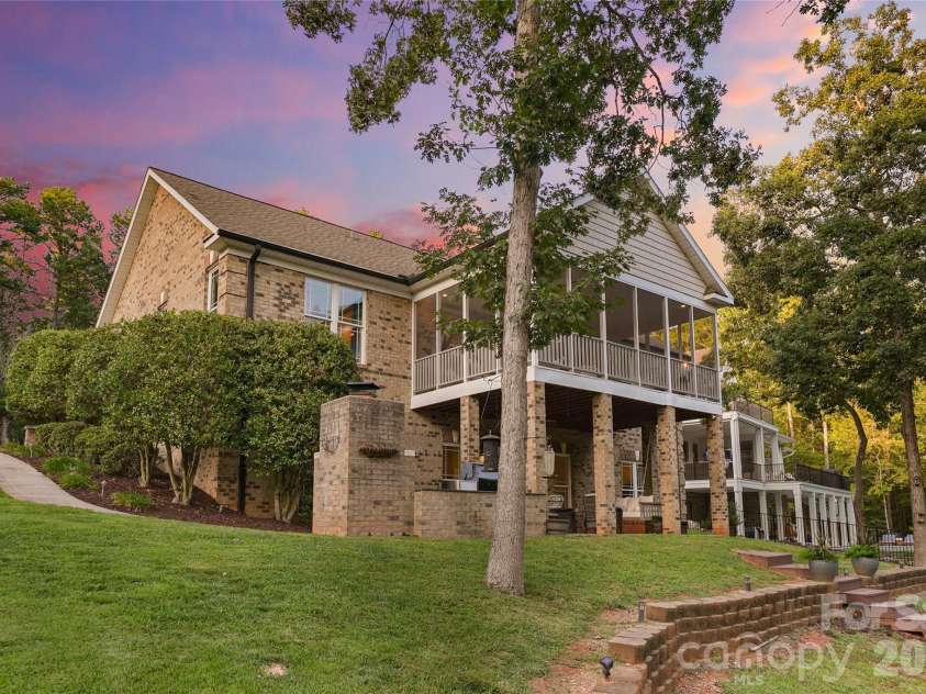 410 Plantation Way, Mount Gilead, NC 27306.  MLS# CAR4416657, YatesRealty ID 47571. 