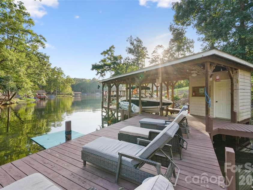 410 Plantation Way, Mount Gilead, NC 27306.  MLS# CAR4416657, YatesRealty ID 47571. 
